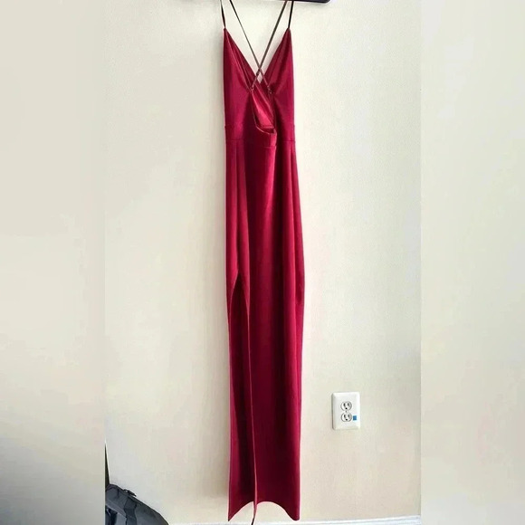 Windsor Strappy Dress Asymmetrical Slit, Red Wine Cocktail Dress, Size Small - Picture 12 of 16